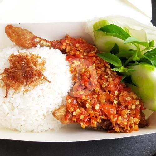 Nasi Lele Goreng menu Ayam Goreng Rinadin, Ciputat Raya