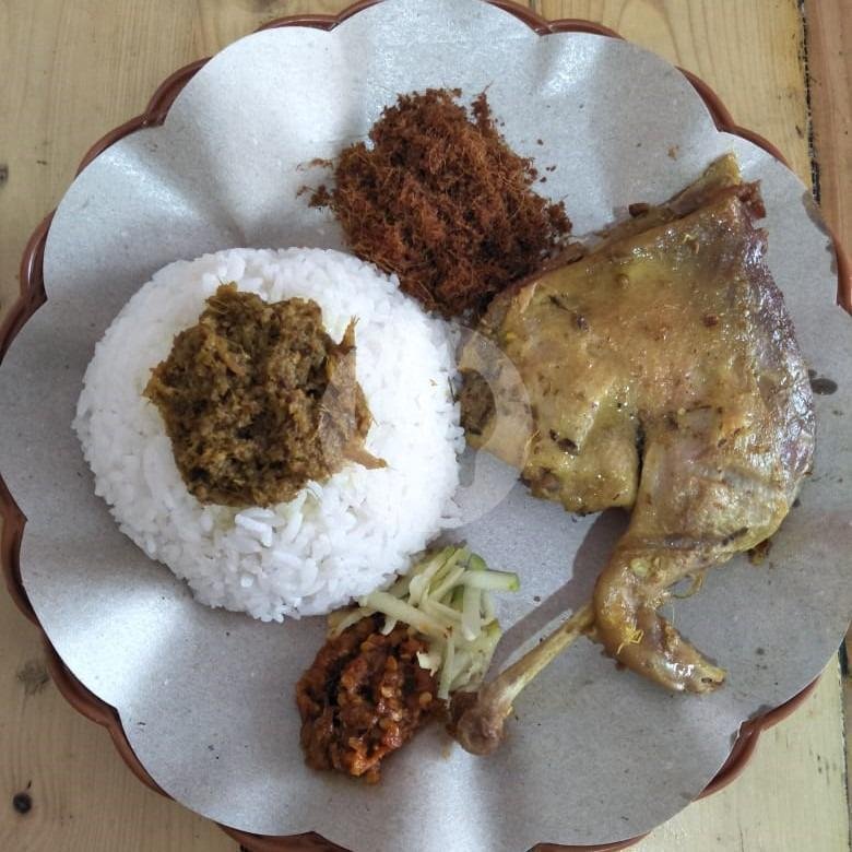 Nasi Bebek menu Bebek Doeloer, Danau Bratan