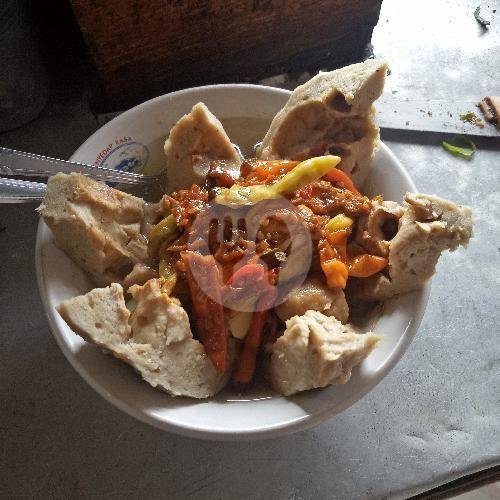 Bakso Beranak Setan menu Bakso dan Mie Ayam Sari Rasa Pacitan, Gejlik