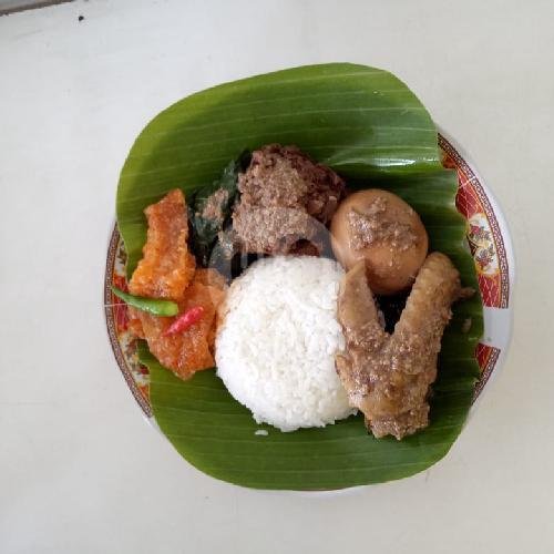 Nasi Gudeg Telur Tahu Krecek ( Bungkus ) menu Gudeg Mbak Wiek, Jalan Adisucipto 12