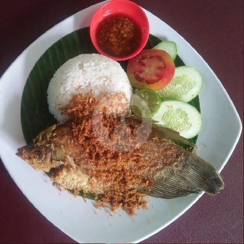Ikan Bawal + Nasi menu Ayam Lengkuas 2 Setiabudi, Ayam Lengkuas 2