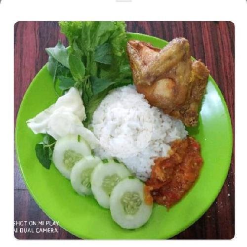 Nasi Biasa Bebek Bakar menu NASI UDUK PADA SUKA