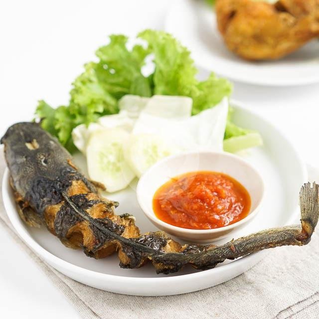 Cah Kangkung menu Kepiting Cak Gundul 1992, Kupang Indah