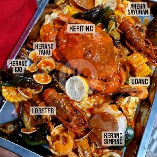 Kerang Ijo menu Seafood Kerang Tumpah Kang Dansek, Lapang Tembak Selatan