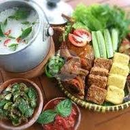 Paket Mewah Nasi Bakar menu Nasi Liwet Alas Daun 