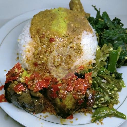 Nasi + Telur Bulat Balado menu RM Padang Mahkota Minang