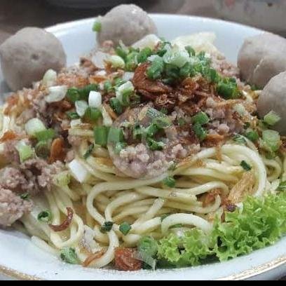 Pangsit Mie Ayam Jamur (kering/kuah) menu Pangsit Mie Gajah Mada, Malang