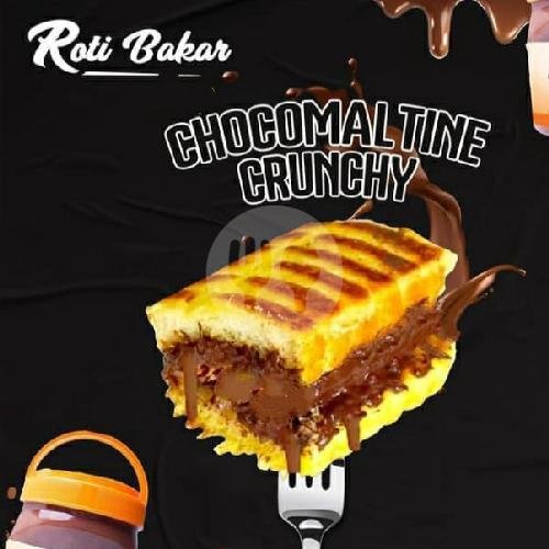 Roti Bakar Kasino Chococrunchy + Selai Kacang menu Roti Bakar & Kukus Nadira, Gg. Awi Gombong