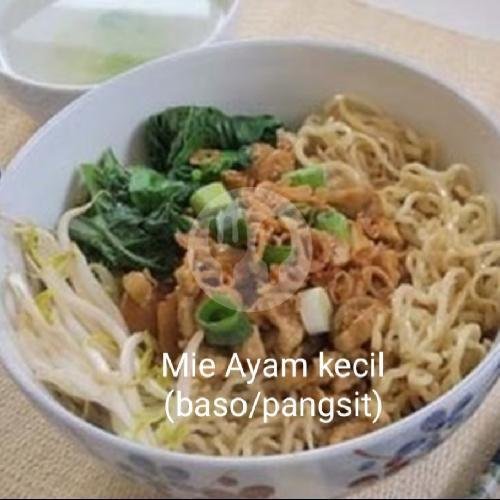 Mie Kecil Ayam Spesial menu Mie Ayam Bangka Liesna, Cipinang Jaya