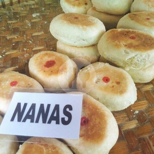 Latopia Gula Aren menu Kue Pia Keysha (Latopia Khas Tegal), Jl Semarang Debong Tengah