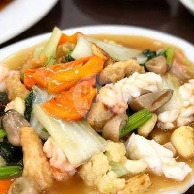 Capcay Kuah Seafood+Nasi menu Nasi Goreng Dan Fuyung Hai MCCF (Chineese Food), Tubagus Ismail