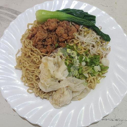Mie Ayam Baso menu Bakmie Bangka Akhiw Metro Foodcourt, Karang Mulya