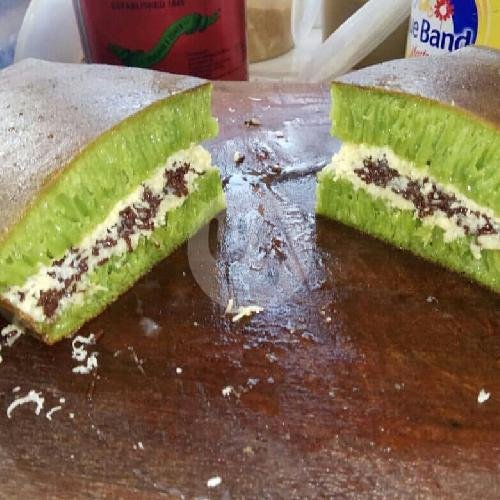 Keju Kacang Pandan menu Martabak Djati, Kecamatan