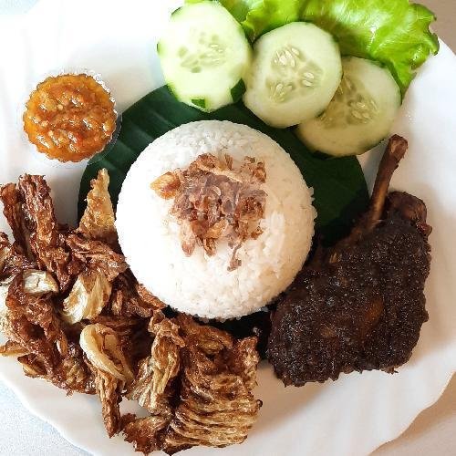 Paket Ekonomis Belur Bumbu Hitam menu Bebek Hitam 'Favorite' Asli Madura, Borobudur