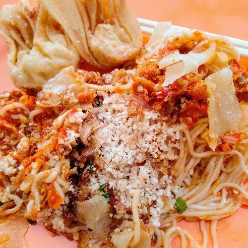 Pangsit Ayam Kuah menu Bakso Buntel Iga Kang Pian, Pasantren, Cihanjuang