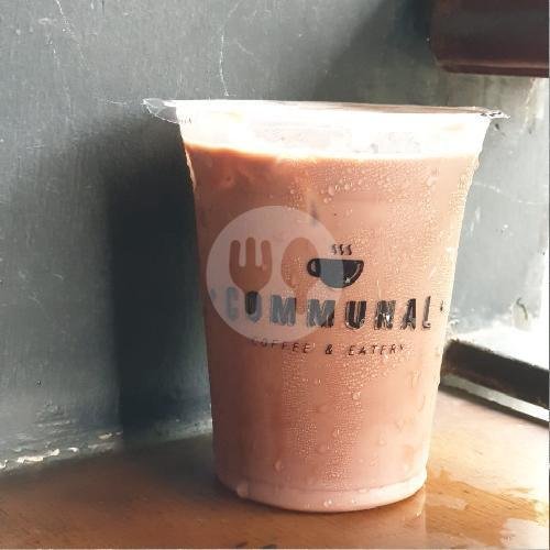 Es Susu Oreo menu Communal Coffee & Eatery, Kertajaya