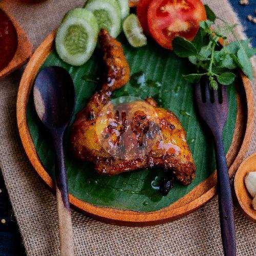 Ayam Bakar Paha Jumbo menu Ayam Bakar Sirkus, Gunung Sahari