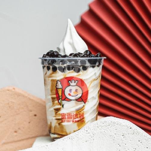 Boba Sundae menu Mixue Siteba, Kec. Nanggalo