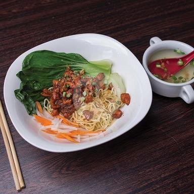 Mie Sate Ayam menu Simpang Luwe Cafe, Malang