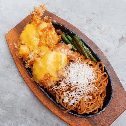 Gg. Spaghetti Chicken Mozarella menu Choky Spaghetti Steak, Babarsari