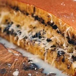 Mede Coklat menu Martabak Aidolai, Jamblang Raya