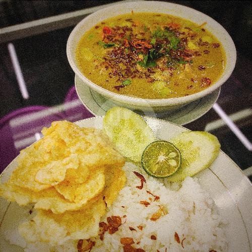 Bihun Goreng menu Pecel Lele Mentawai Surf, Ujung Gurun