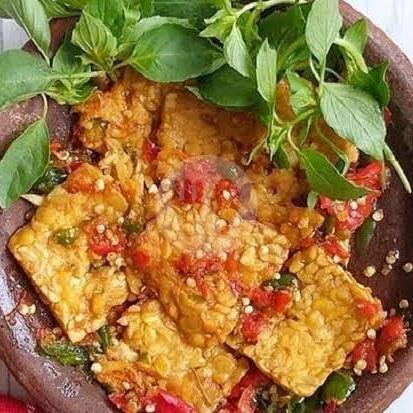 Nasi Putih menu Ayam Bakar mania