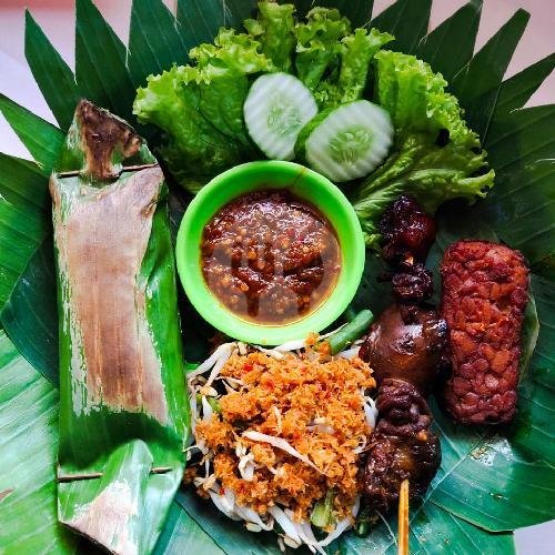Paket Hemat Nasi Bakar 6 menu RM Roso Echo, Sultan Ageng