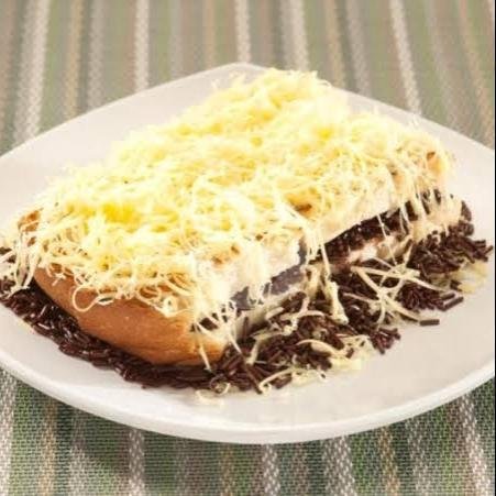 ROTI PISANG BAKAR COKLAT KEJU SUSU (ROPISBAK) menu Warkop Sadulur, Kemayoran Barat