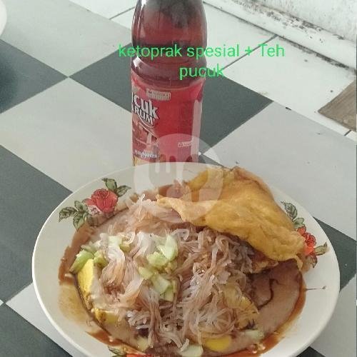 Kupat Tahu Spesial + Telor Dadar + Teh Pucuk menu Kupat Tahu & Ketoprak Singajaya, Gunung Batu