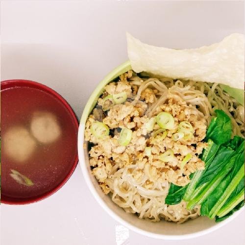 Yamisin Komplit menu Yameen, Pekalongan Timur