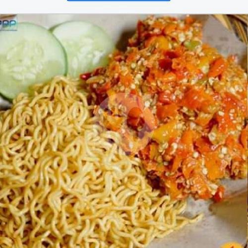 Nasi + Mie Pedas + Lalapan menu Ayam Geprek Capcuzzz, Puspowarno