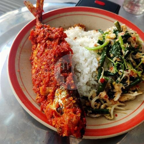 Nasi Putih + Ikan + Sayur menu Warung Sunda Chika