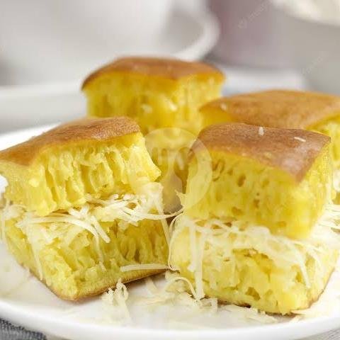 Keju Coklat Susu menu Martabak Lyns, Pleburan