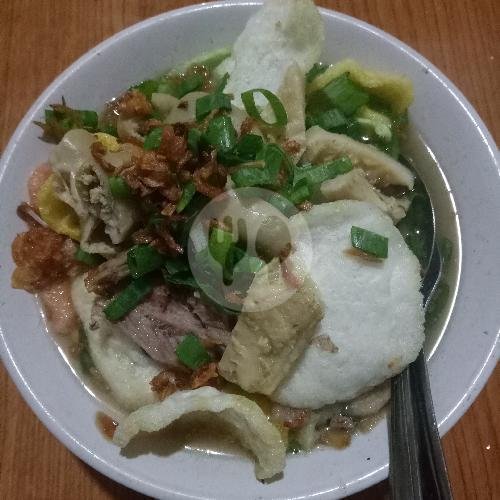 Air Putih menu Soto Sokaraja Bu Amin