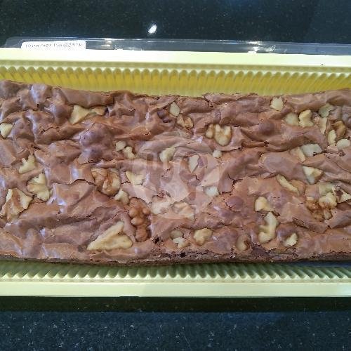 Brownies Panggang Wealnut menu Prima Rasa Bakery & Pastry, Antapani