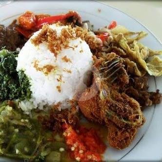 NASi Telor Dadar menu Warung Anda Masakan Padang, Dolopo