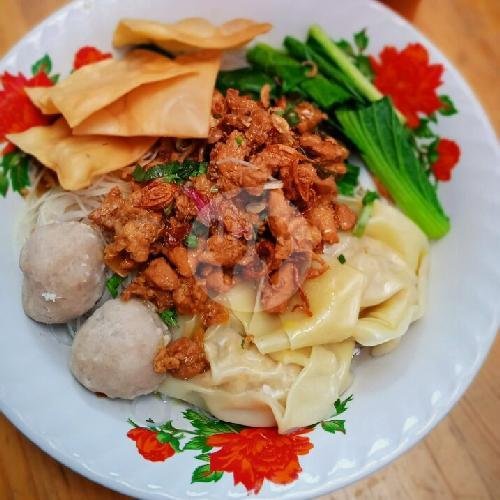 Bihun Ayam Baso Pangsit Bandung menu Nasi Tim Ayam & Bubur Ayam Iriana, Ulujami