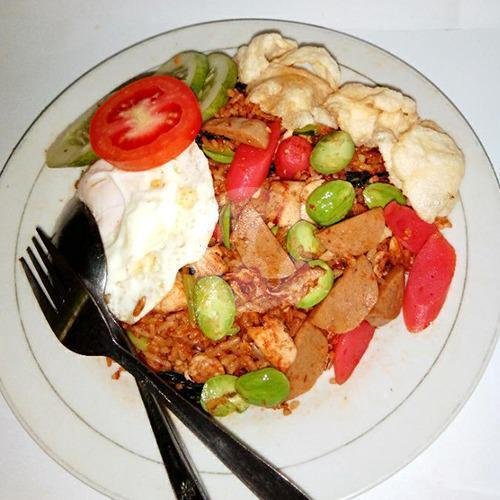 Nasi Goreng Bakso Telor menu Nasi Goreng Roni, Kebon Nanas