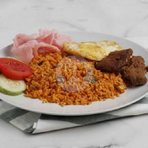 Nasi Goreng + Dendeng Balado + Telor Dadar/Ceplok menu Nasi Goreng Padang Pasan Mande, Samping AA Residence