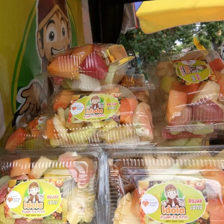 Es Krim/es Puter menu Rujak Es Krim Idola, Banjarsari