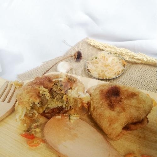 Martabak Tahu menu Martabak Jobong Bu Emy