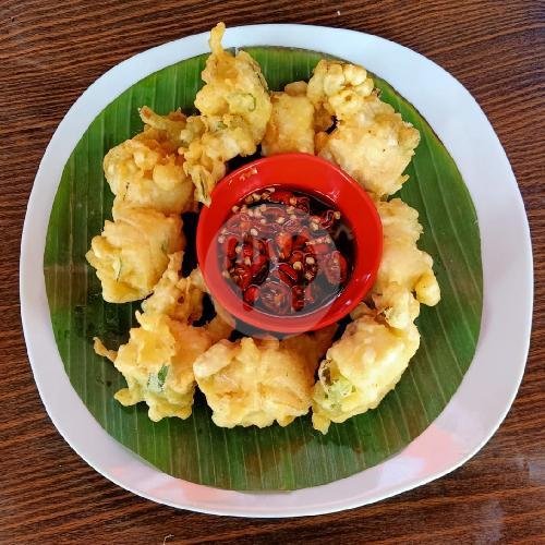 Pisang Goreng Keju menu Cimoll Resto, Ipda Tut Harsono