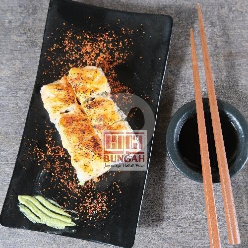 Salmon Mentai Canape Roll menu Bungah Japanese Halal Food, Depok