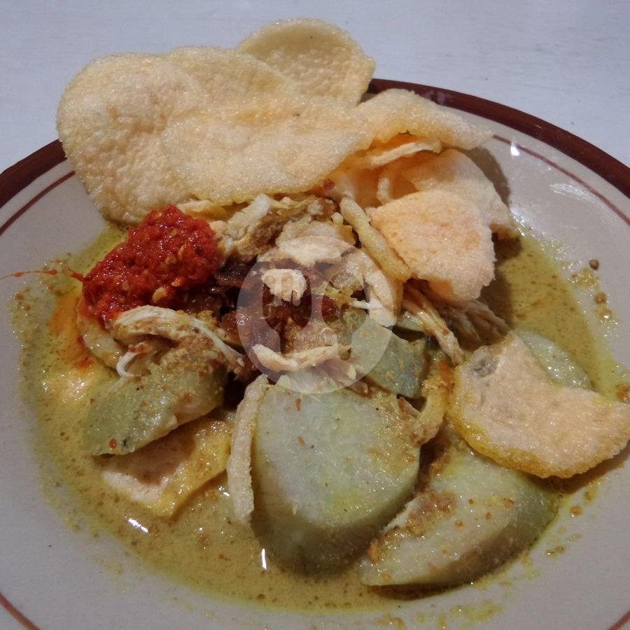 Nasi Pecel menu Bubur Ayam Jakarta Bu Endang, Adi Sumarmo