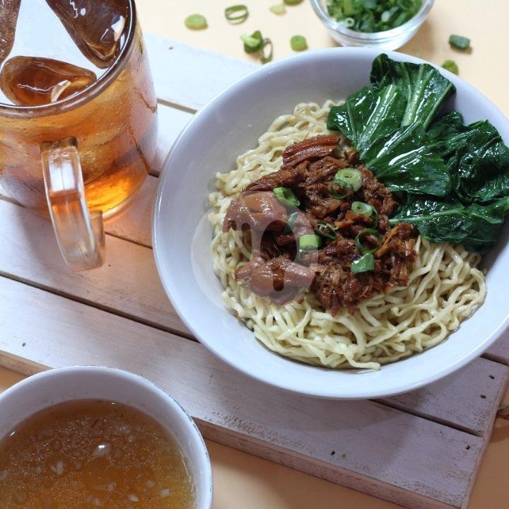 Bakmi Ayam Yamin Manis + Es Teh Manis menu Bakmi DKI, Rawa Belong