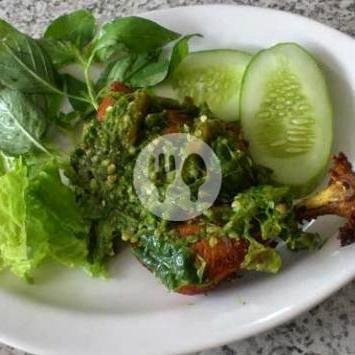 Ayam Penyet Sambel Ijo menu Wafa 2 99, Tebet Utara