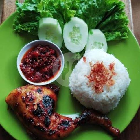 Pahe Ayam Goreng Dada menu Pecel Lele Ibu Iis, Kelapa Gading