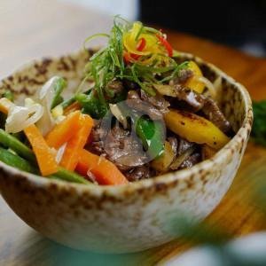 Bulgogi Chicken Rice Bowl menu Luggo Cafe & Eatery