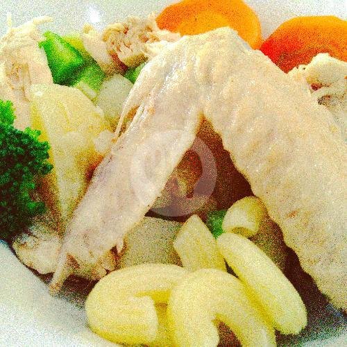 Air Mineral menu Warung Selat dan Sop Kurnia, Banjarsari
